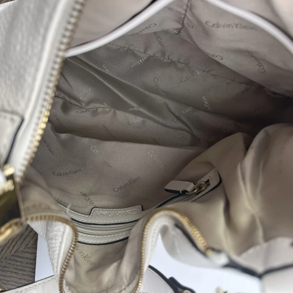 Calvin Klein Ivory Bone White‎ Hobo Pebbled Leather Adj Strap Shoulder Bag Purse